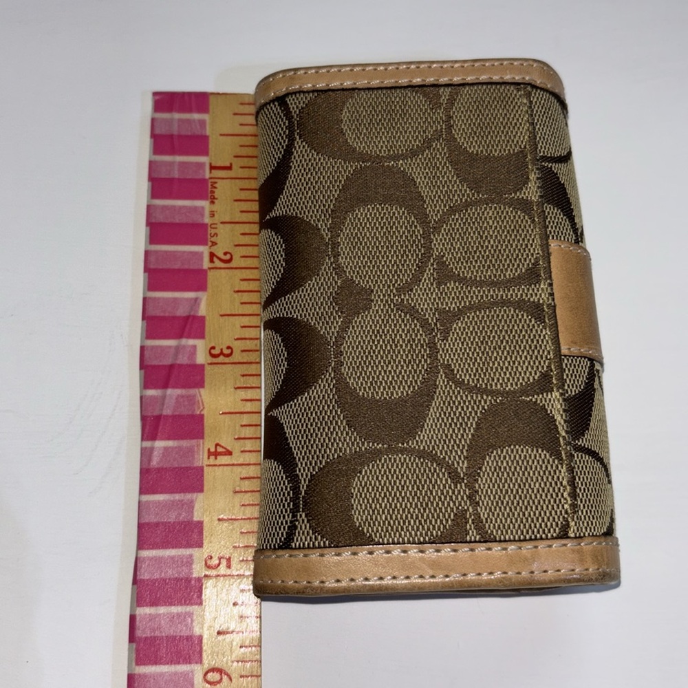 Coach Signature Wallet Tan Coach Wallet Folded Snap Coach Classic Wallet - Picture 3 of 16